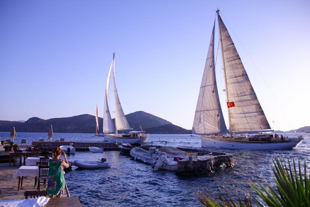 Готель Bozburun Yacht Club Екстер'єр фото
